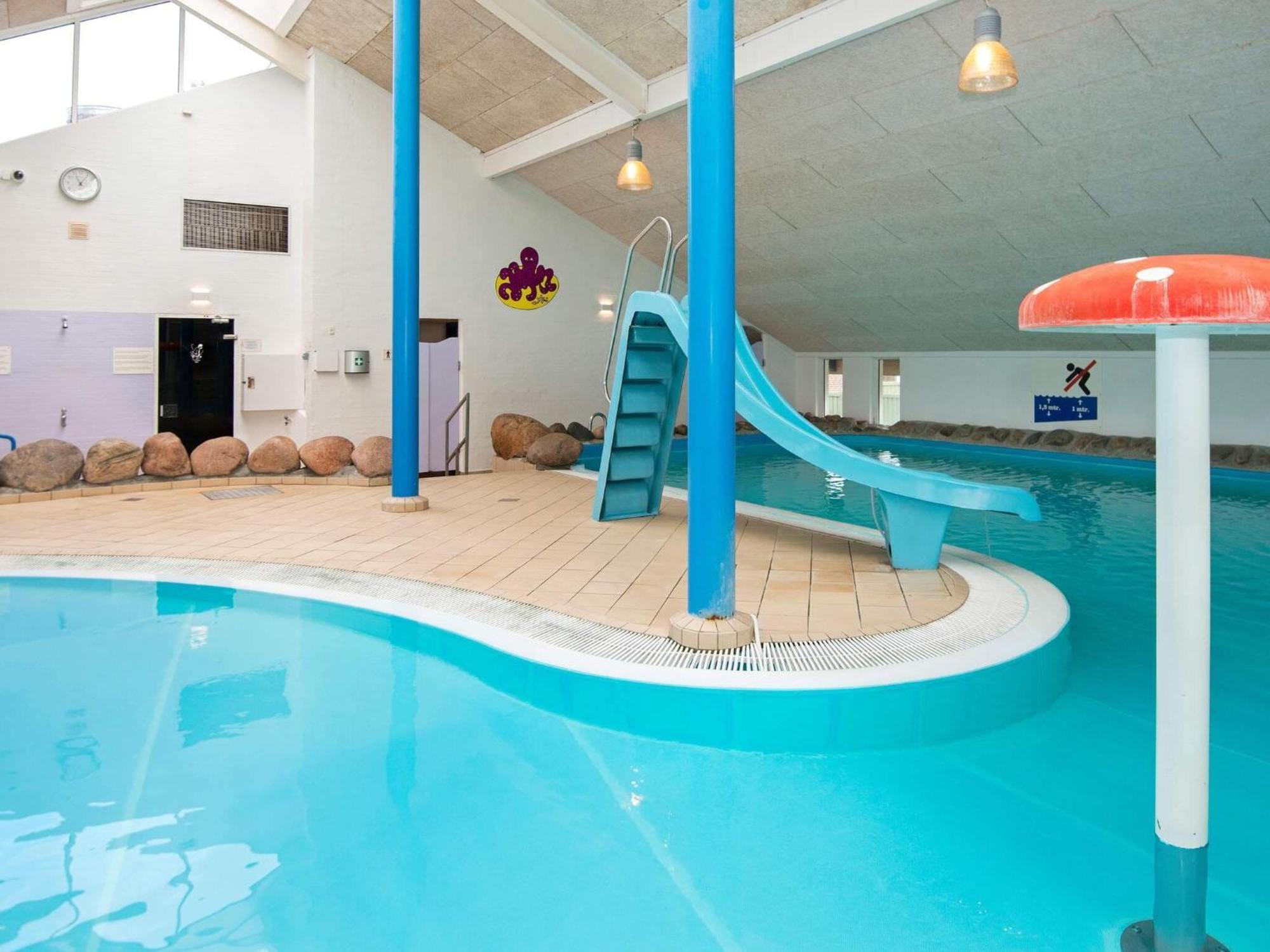 4 Person Holiday Home On A Holiday Park In Hemmet Exterior photo