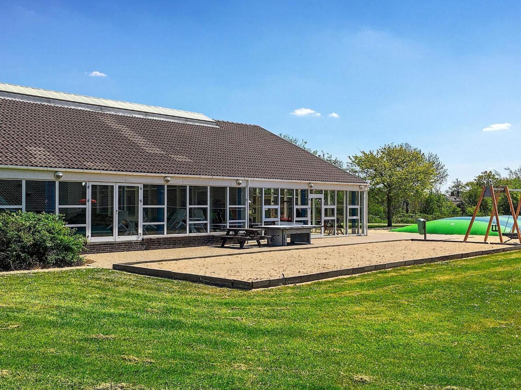 4 Person Holiday Home On A Holiday Park In Hemmet Exterior photo