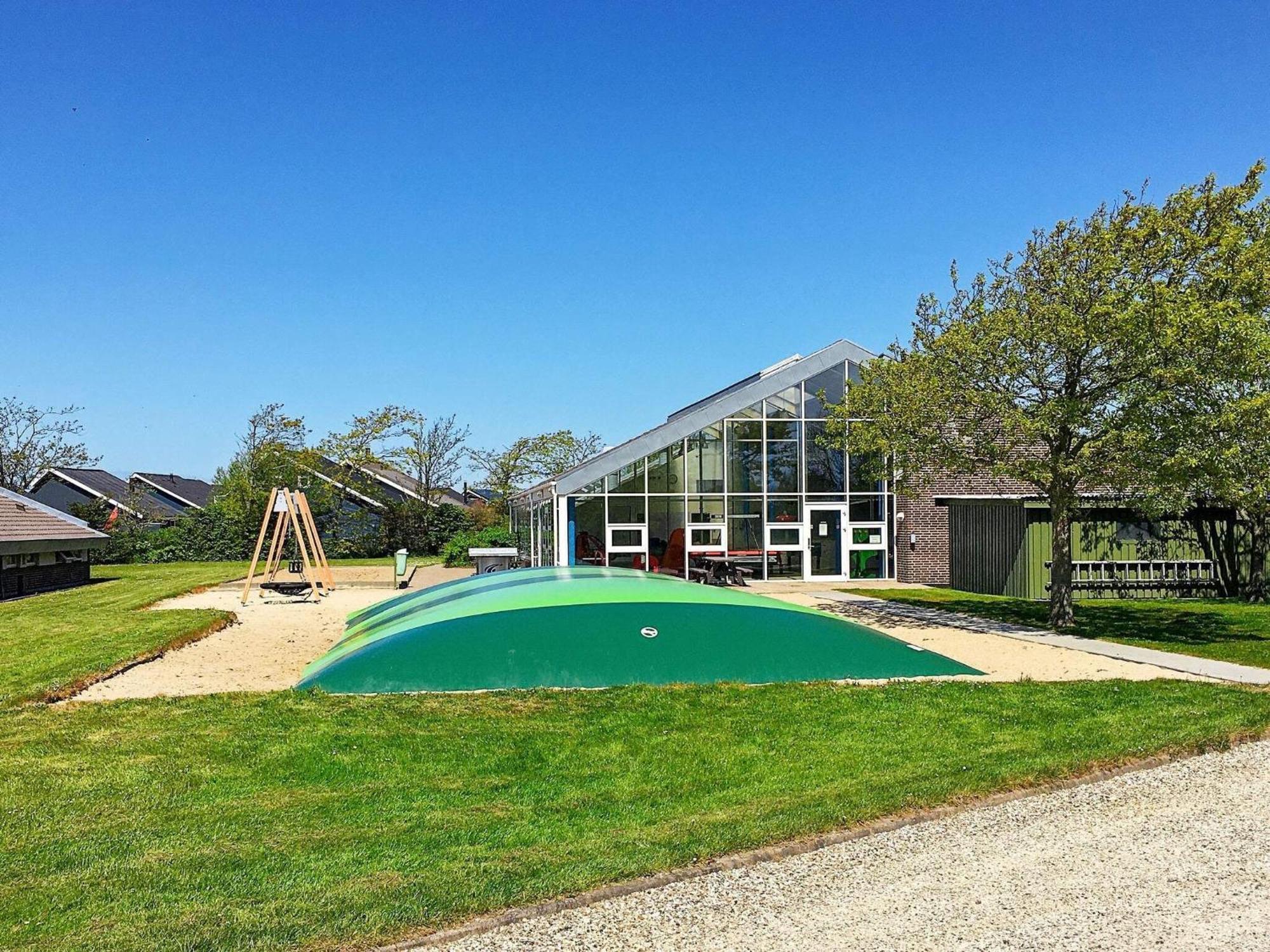 4 Person Holiday Home On A Holiday Park In Hemmet Exterior photo