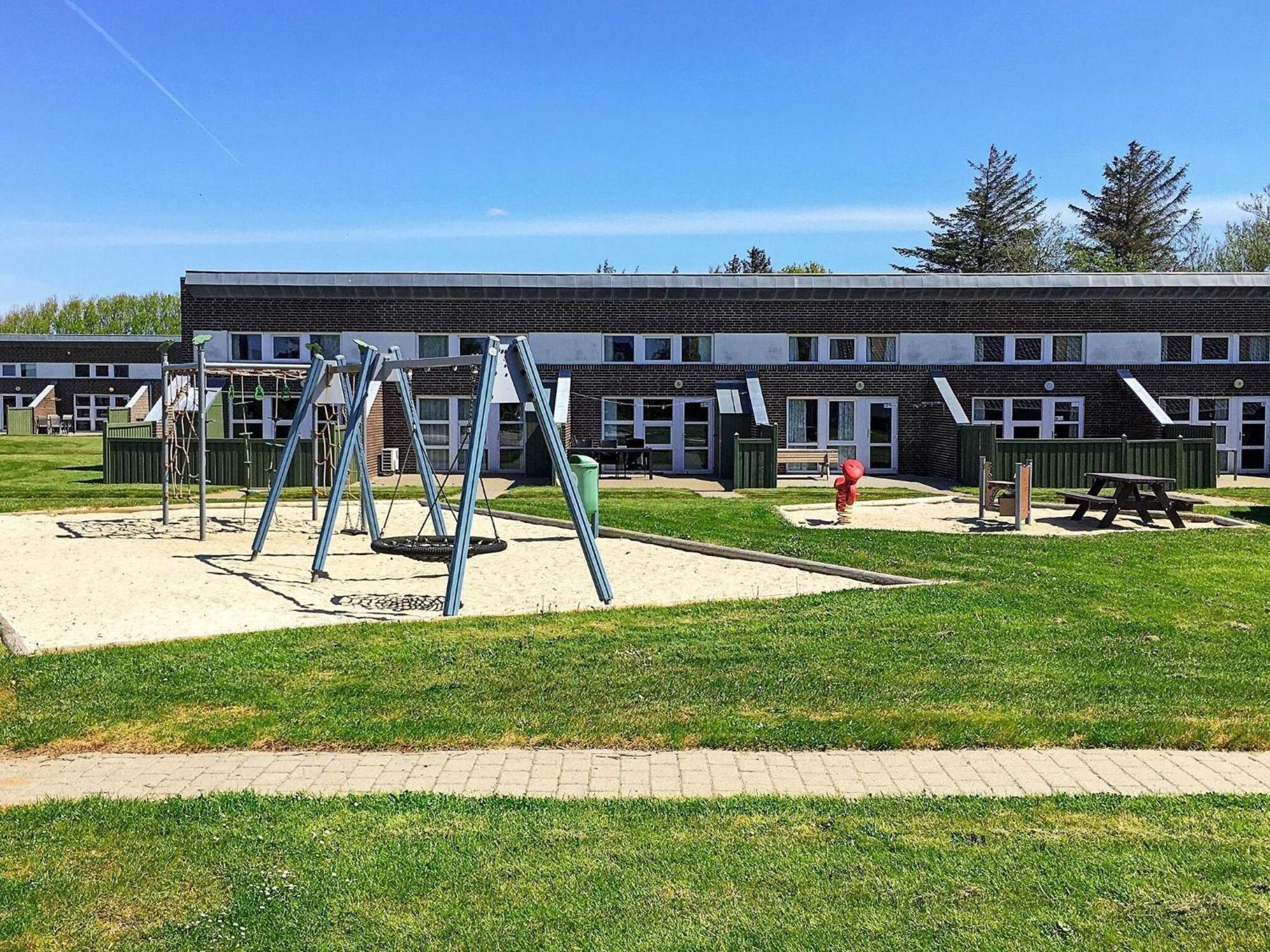 4 Person Holiday Home On A Holiday Park In Hemmet Exterior photo