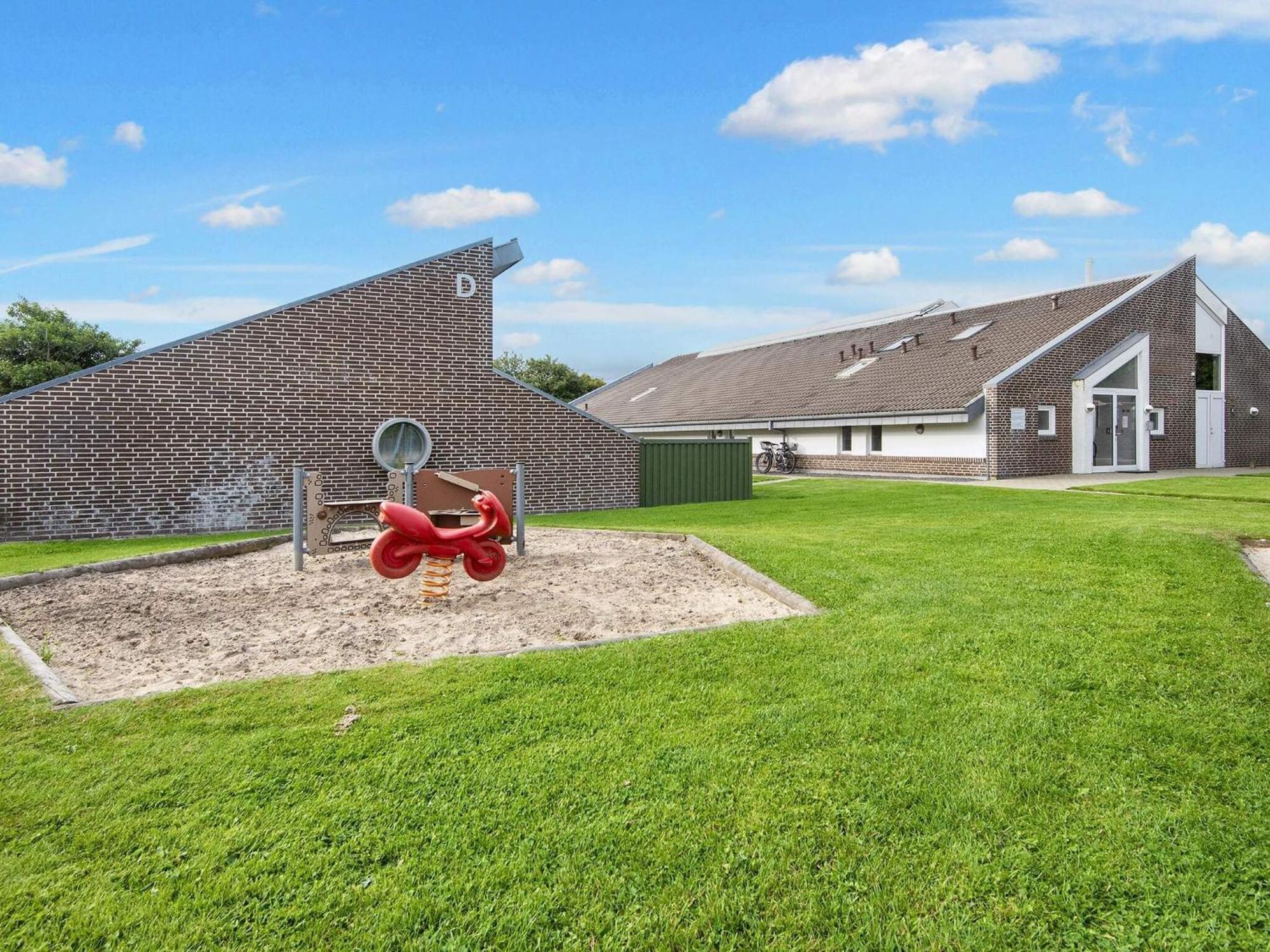 4 Person Holiday Home On A Holiday Park In Hemmet Exterior photo